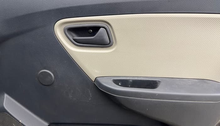 2019 Maruti Alto K10 LXI, Petrol, Manual, 41,520 km, Driver Side Door Panels Control