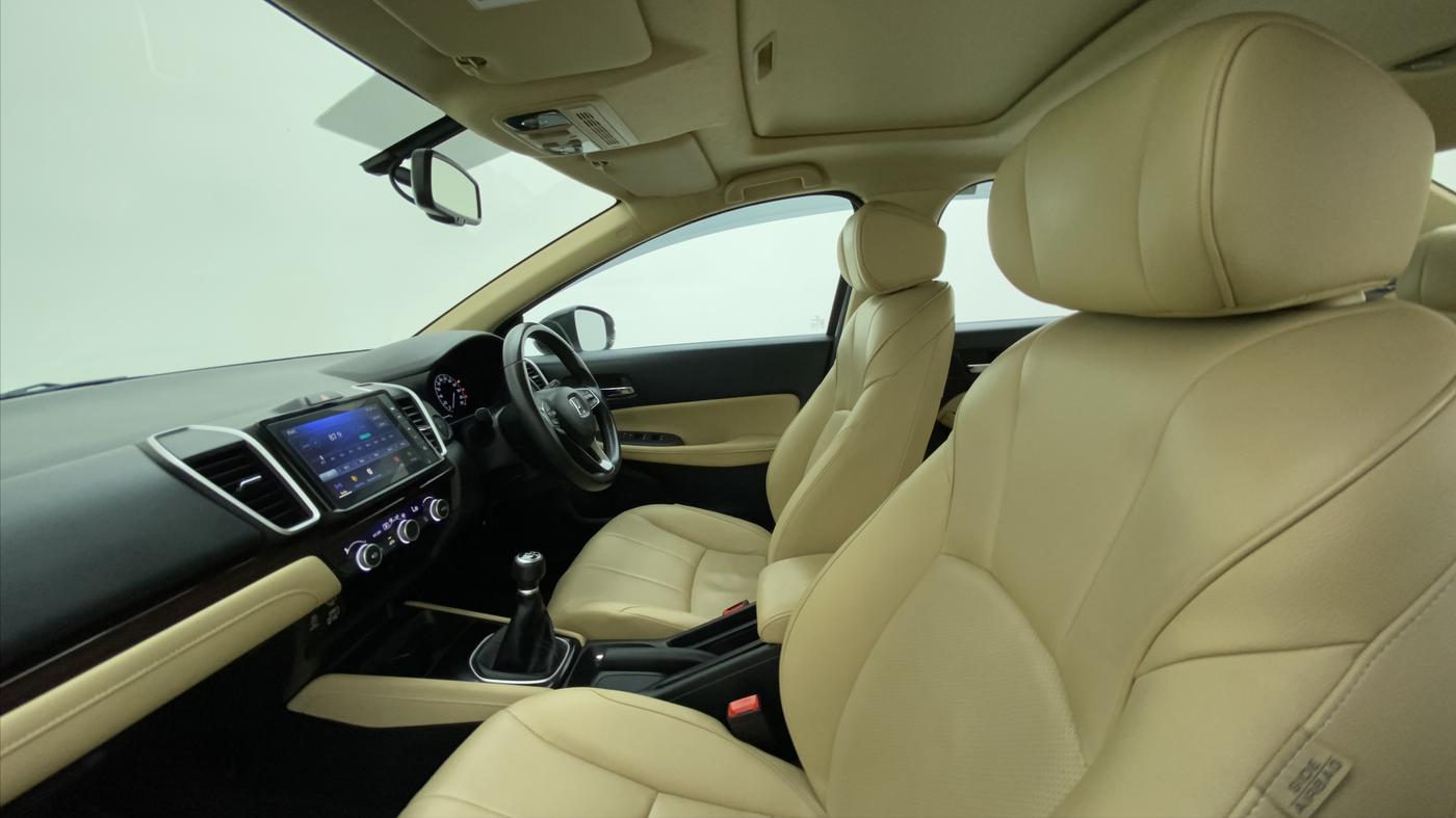 2020 Honda City ZX MT PETROL, Petrol, Manual, 31,999 km, Right Side Front Door Cabin