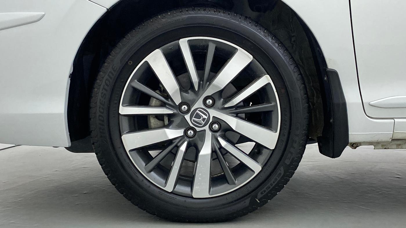 2020 Honda City ZX MT PETROL, Petrol, Manual, 31,999 km, Left Front Wheel