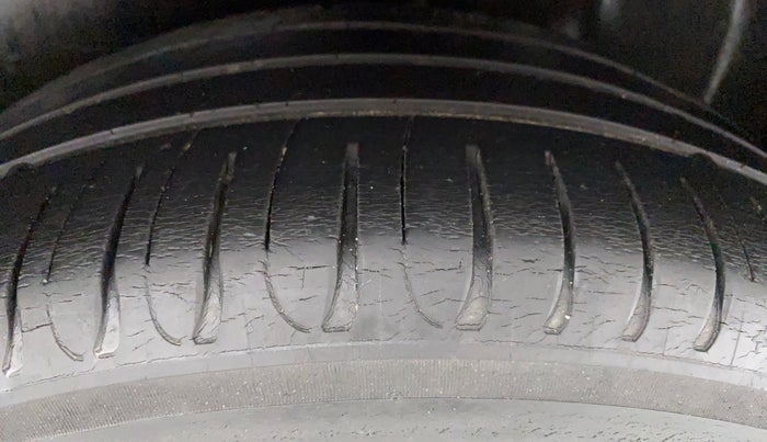 2018 Volkswagen Polo GT TSI 1.2 PETROL AT, Petrol, Automatic, 97,087 km, Left Rear Tyre Tread