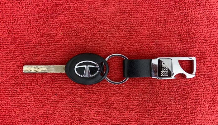 2021 Tata Tiago XZA PLUS PETROL, Petrol, Automatic, 29,314 km, Key Close Up
