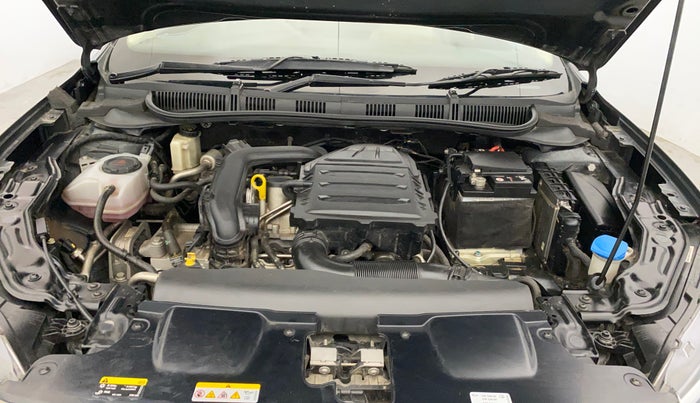 2023 Volkswagen VIRTUS TOPLINE TSI 1.0 AT, Petrol, Automatic, 59,729 km, Engine View