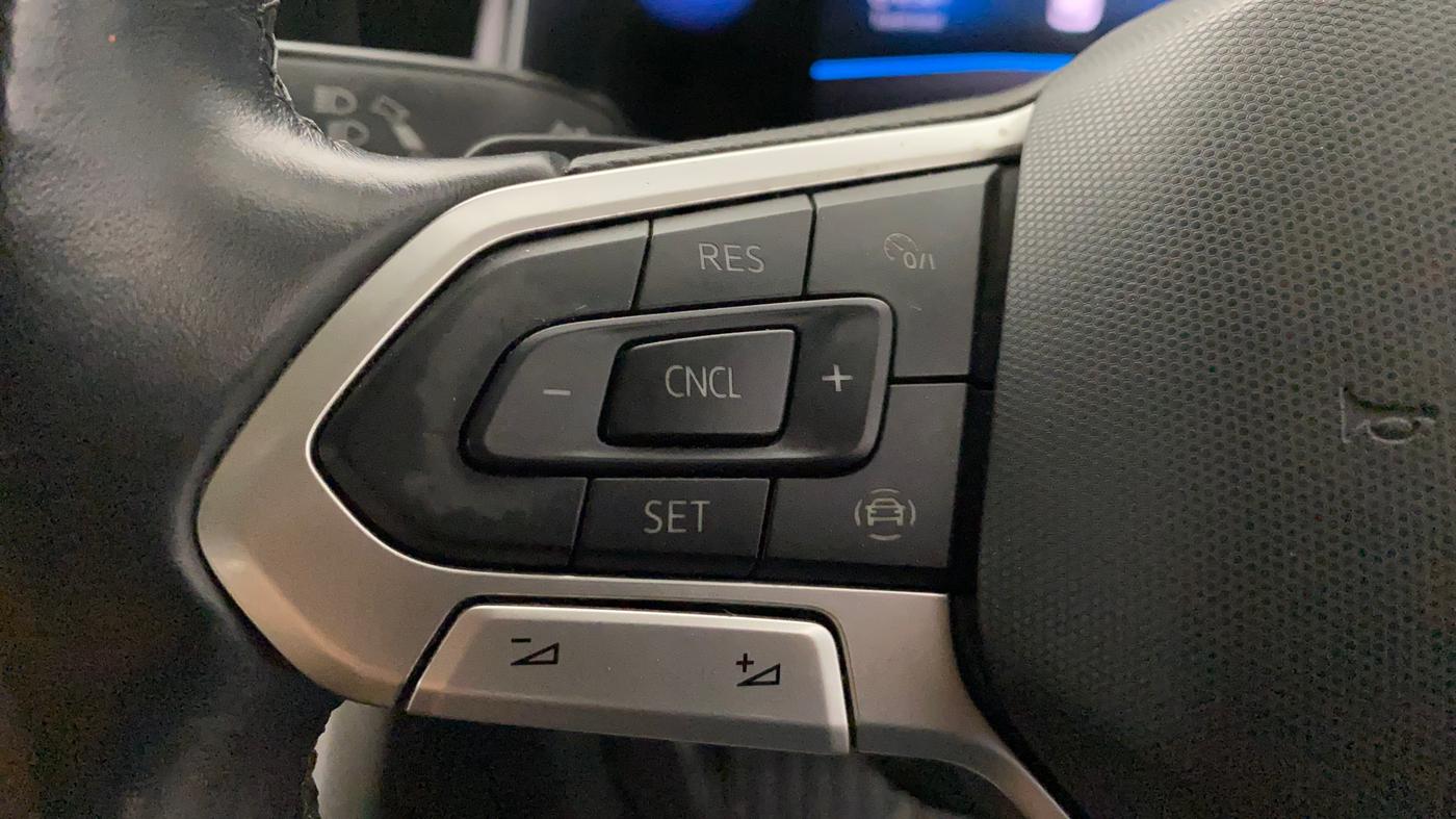 2023 Volkswagen VIRTUS TOPLINE TSI 1.0 AT, Petrol, Automatic, 59,729 km, Adaptive Cruise Control