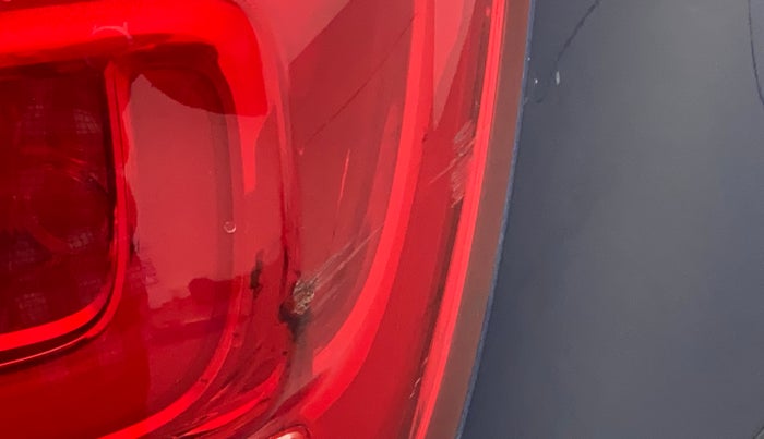 2018 Maruti Dzire VXI, Petrol, Manual, 67,230 km, Right tail light - Minor scratches