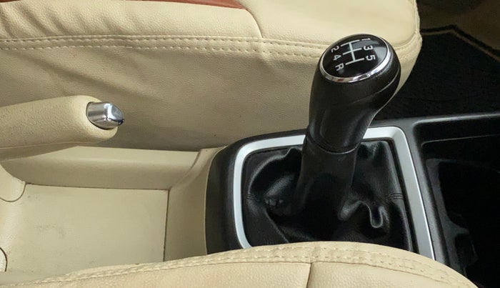 2018 Maruti Dzire VXI, Petrol, Manual, 67,230 km, Gear Lever