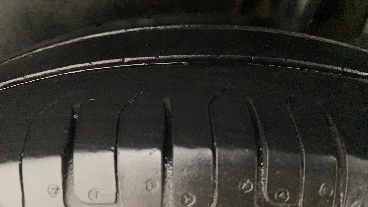 2018 Maruti Dzire VXI, Petrol, Manual, 67,230 km, Left Rear Tyre Tread