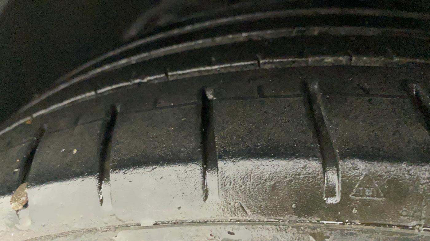 2018 Ford Ecosport TITANIUM + 1.5L DIESEL, Diesel, Manual, 96,134 km, Left Front Tyre Tread