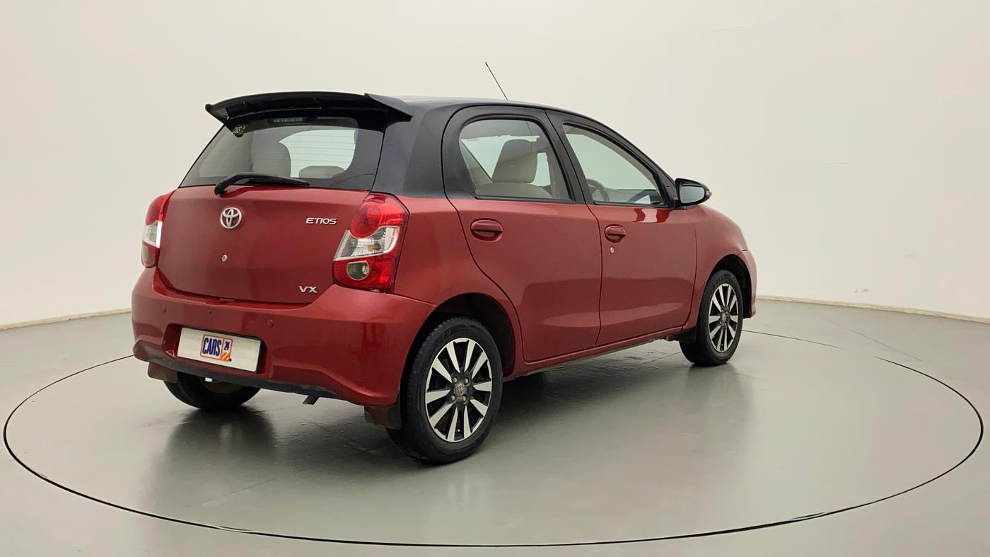 2017 Toyota Etios Liva VX DUAL TONE, Petrol, Manual, 49,156 km, Right Back Diagonal