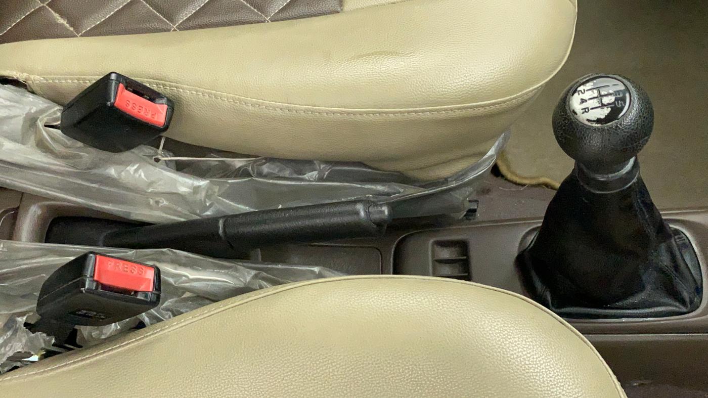 2013 Maruti Zen Estilo LXI, Petrol, Manual, 28,829 km, Gear Lever