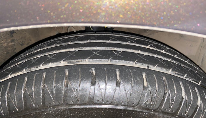 2017 Honda Jazz 1.2L I-VTEC SV, Petrol, Manual, 93,802 km, Right Front Tyre Tread