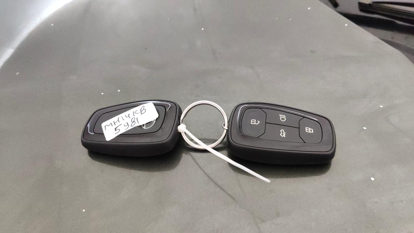 2022 Tata NEXON XZA PLUS PETROL, Petrol, Automatic, 20,300 km, Key Close Up