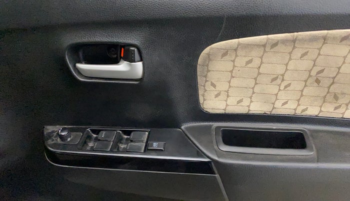 2018 Maruti Wagon R 1.0 VXI, Petrol, Manual, 58,467 km, Driver Side Door Panels Control