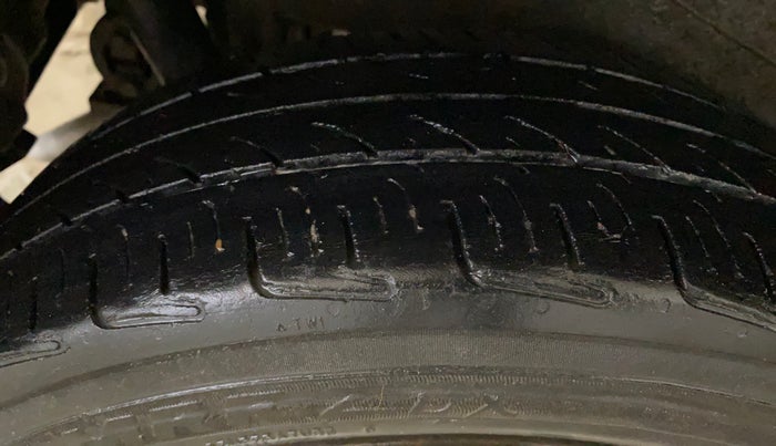 2018 Maruti Wagon R 1.0 VXI, Petrol, Manual, 58,467 km, Right Rear Tyre Tread