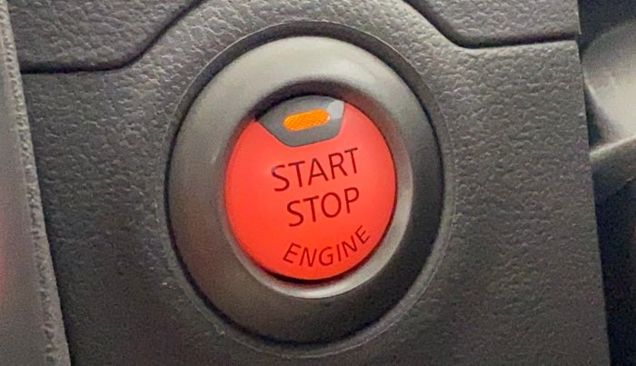 2014 Nissan Micra XV CVT, Petrol, Automatic, 52,052 km, Keyless Start/ Stop Button