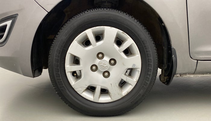 2014 Hyundai i20 MAGNA O 1.2, Petrol, Manual, 84,953 km, Left Front Wheel