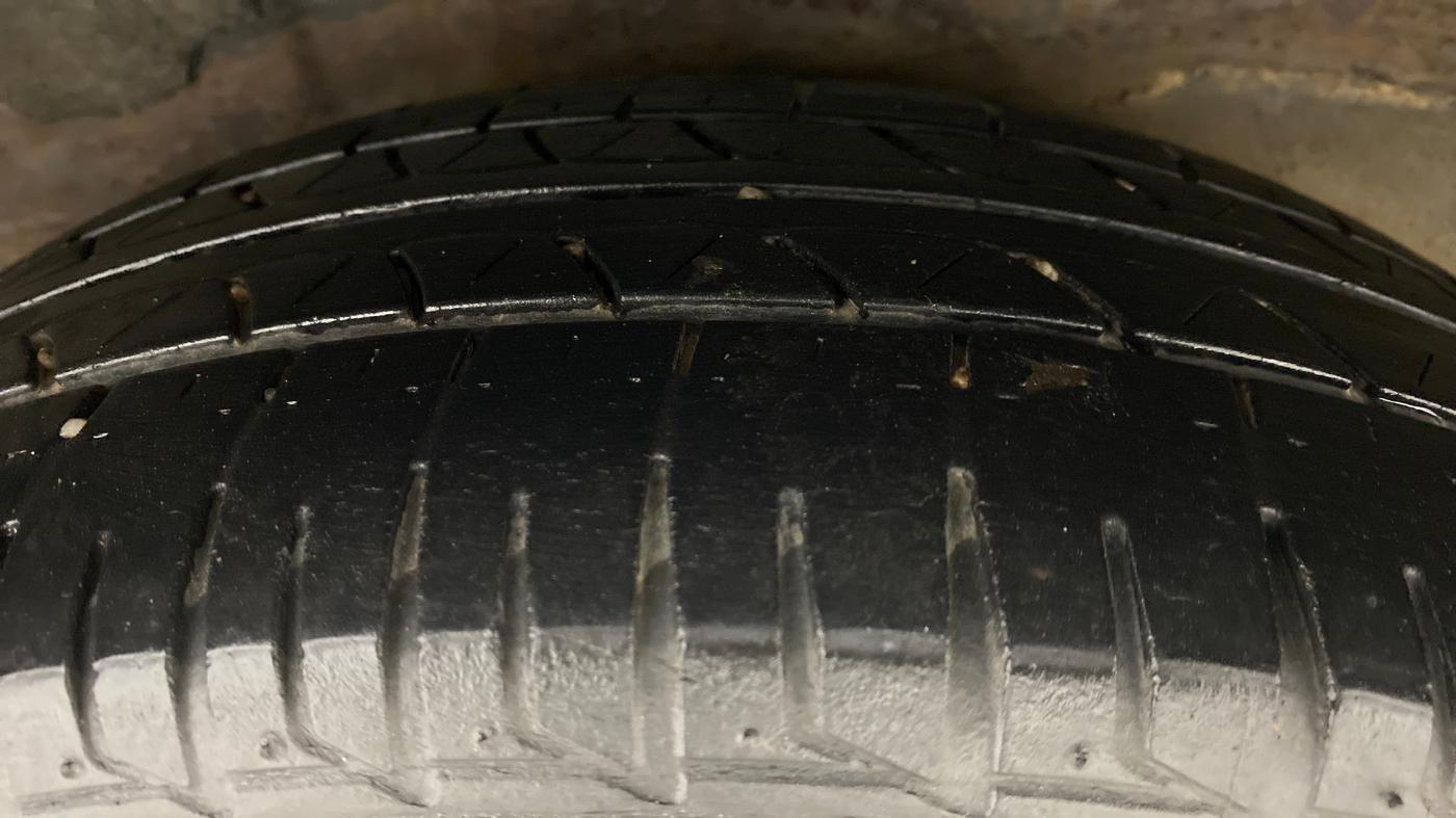 2014 Hyundai i20 MAGNA O 1.2, Petrol, Manual, 84,953 km, Right Rear Tyre Tread
