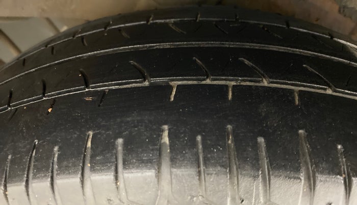 2014 Hyundai i20 MAGNA O 1.2, Petrol, Manual, 84,953 km, Left Rear Tyre Tread