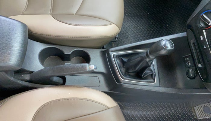 2015 Hyundai Elite i20 MAGNA 1.2, Petrol, Manual, 55,565 km, Gear Lever