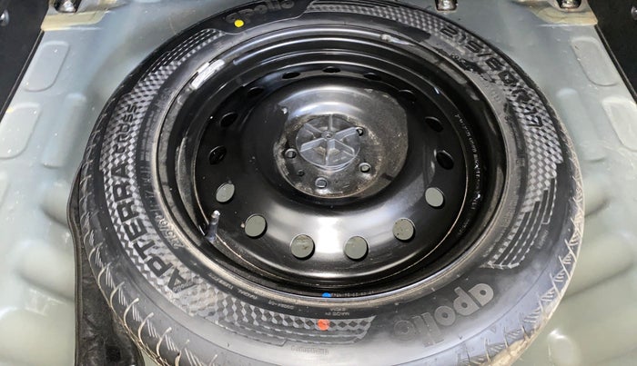 2023 Maruti Grand Vitara ALPHA SMART HYBRID, Petrol, Manual, 32,519 km, Spare Tyre