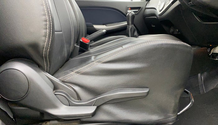 2021 Toyota Glanza G, Petrol, Manual, 23,463 km, Driver Side Adjustment Panel