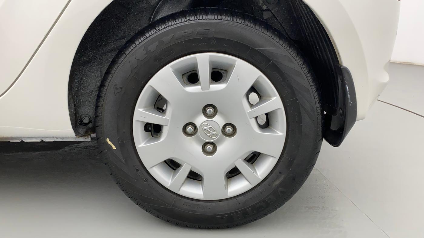 2012 Hyundai i20 MAGNA (O) 1.2, Petrol, Manual, 75,167 km, Left Rear Wheel