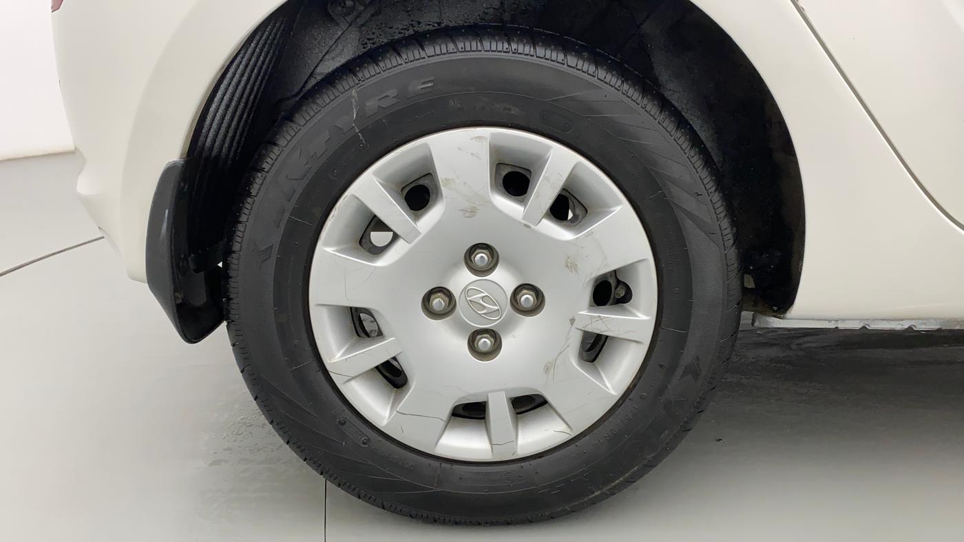 2012 Hyundai i20 MAGNA (O) 1.2, Petrol, Manual, 75,167 km, Right Rear Wheel