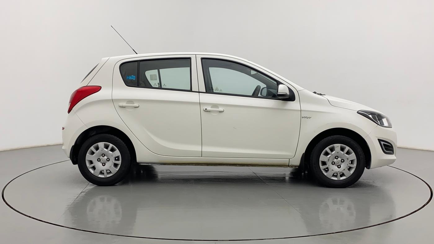 2012 Hyundai i20 MAGNA (O) 1.2, Petrol, Manual, 75,167 km, Right Side View