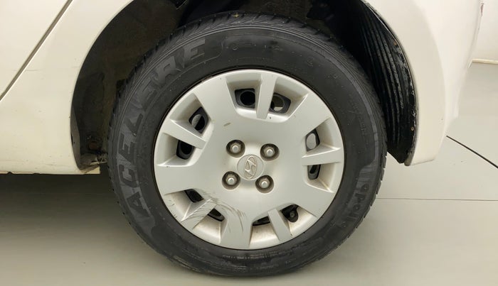 2013 Hyundai i20 MAGNA (O) 1.2, CNG, Manual, 84,781 km, Left Rear Wheel