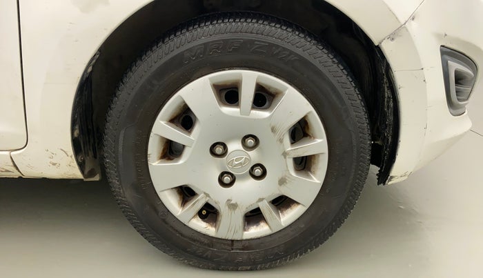 2013 Hyundai i20 MAGNA (O) 1.2, CNG, Manual, 84,781 km, Right Front Wheel