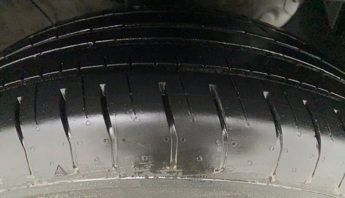 2022 Hyundai Creta S 1.5 DIESEL, Diesel, Manual, 4,164 km, Right Front Tyre Tread