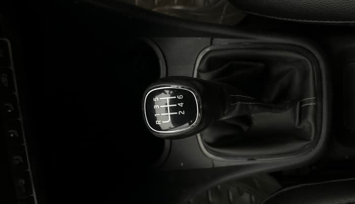 2020 Skoda Rapid 1.0 AMBITION TSI MT, Petrol, Manual, 1,03,141 km, Gear Lever