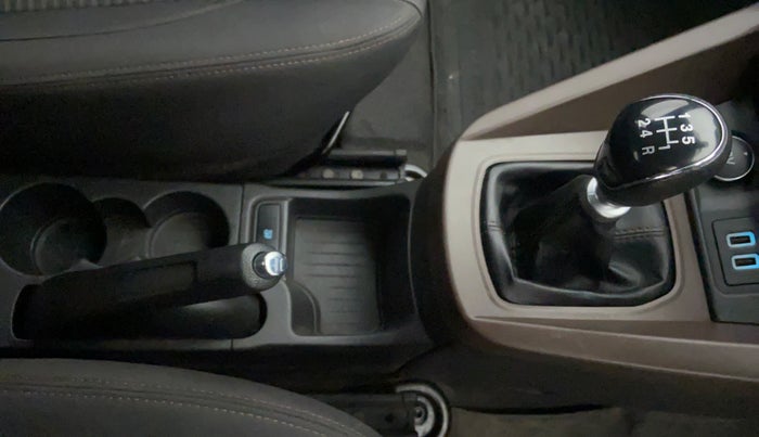 2019 Ford FREESTYLE TITANIUM PLUS 1.5 DIESEL, Diesel, Manual, 67,007 km, Gear Lever