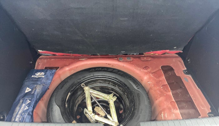 2016 Hyundai Elite i20 MAGNA 1.2, Petrol, Manual, 52,716 km, Boot Inside