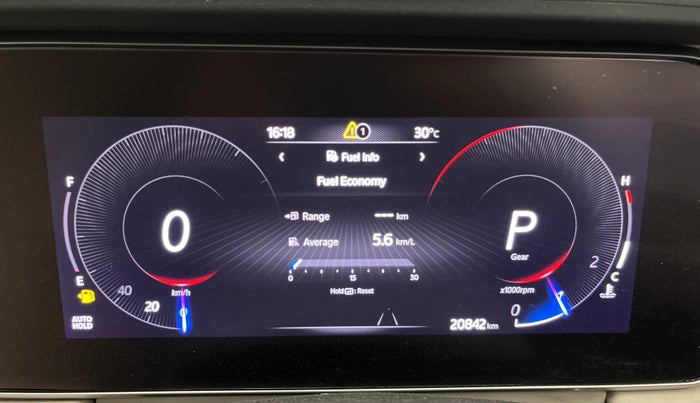 2022 Mahindra XUV700 AX 7 LUXURY P AT 7 STR, Petrol, Automatic, 20,821 km, Odometer Image