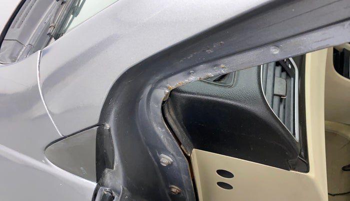 2015 Maruti Ciaz ZDI+, Diesel, Manual, 1,02,940 km, Left A pillar - Slight discoloration