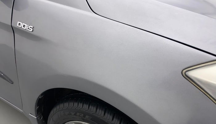 2015 Maruti Ciaz ZDI+, Diesel, Manual, 1,02,940 km, Right fender - Paint has minor damage