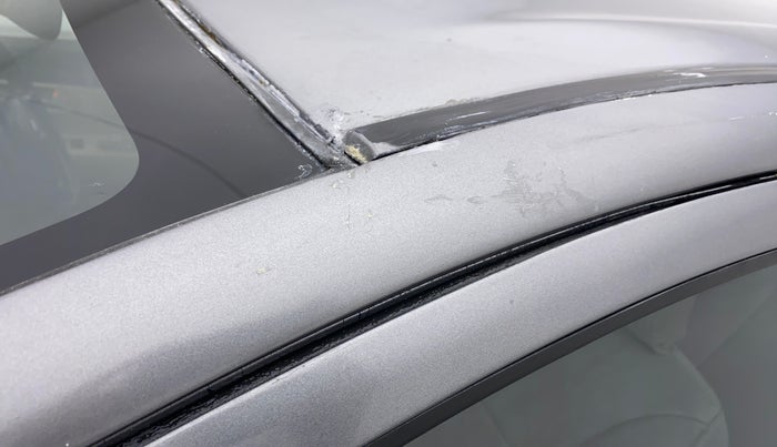 2015 Maruti Ciaz ZDI+, Diesel, Manual, 1,02,940 km, Left A pillar - Paint is slightly faded