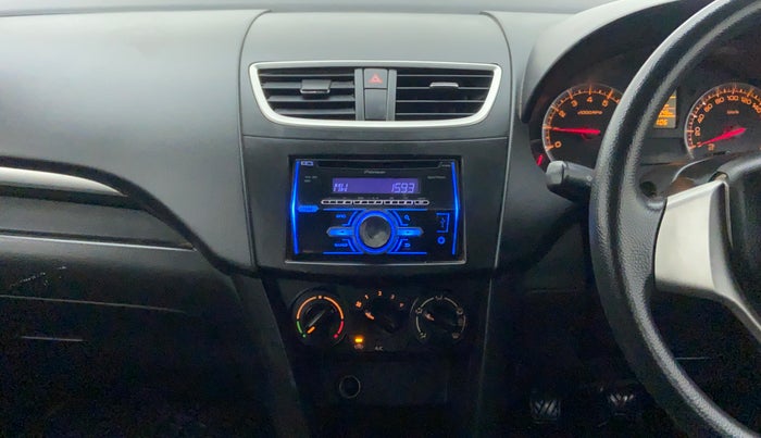2014 Maruti Swift VXI, Petrol, Manual, 32,231 km, Air Conditioner