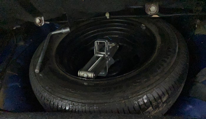 2017 Renault Kwid CLIMBER 1.0, CNG, Manual, 87,906 km, Spare Tyre