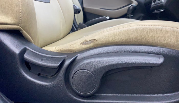 2017 Hyundai Elite i20 SPORTZ 1.2, Petrol, Manual, 54,263 km, Driver Side Adjustment Panel