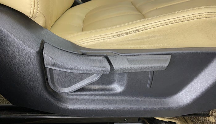2019 KIA SELTOS HTK PLUS 1.5 DIESEL, Diesel, Manual, 25,067 km, Driver Side Adjustment Panel