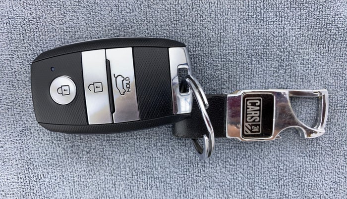 2019 KIA SELTOS HTK PLUS 1.5 DIESEL, Diesel, Manual, 25,067 km, Key Close Up
