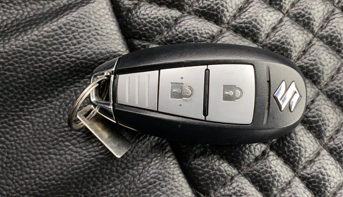 2018 Maruti S Cross ZETA 1.3, Diesel, Manual, 1,12,415 km, Key Close Up