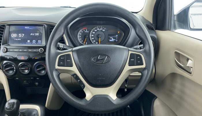 2019 Hyundai NEW SANTRO SPORTZ 1.1, Petrol, Manual, Steering Wheel Close Up