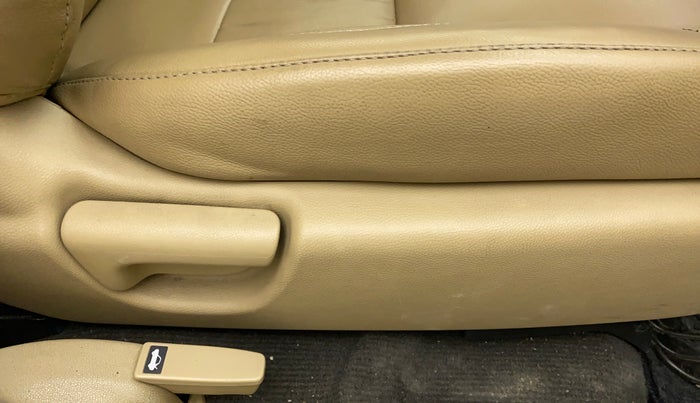 2013 Honda City 1.5L I-VTEC E MT, Petrol, Manual, 54,833 km, Driver Side Adjustment Panel
