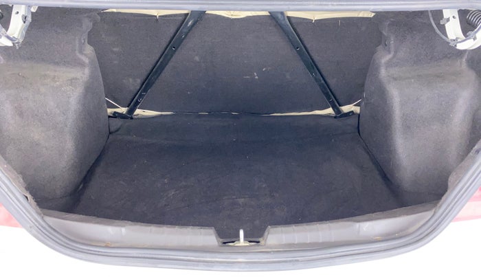 2016 Tata Zest XT PETROL, Petrol, Manual, 72,995 km, Boot Inside