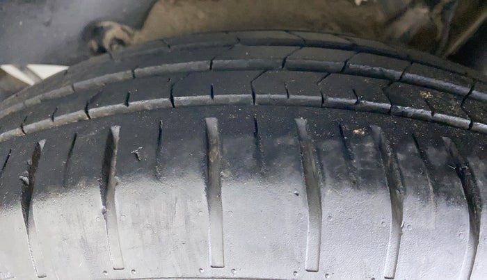 2016 Tata Zest XT PETROL, Petrol, Manual, 72,995 km, Left Rear Tyre Tread