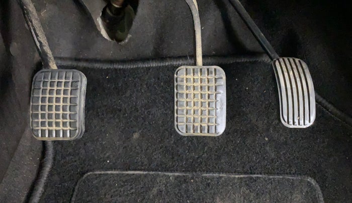 2016 Tata Zest XT PETROL, Petrol, Manual, 72,995 km, Pedals