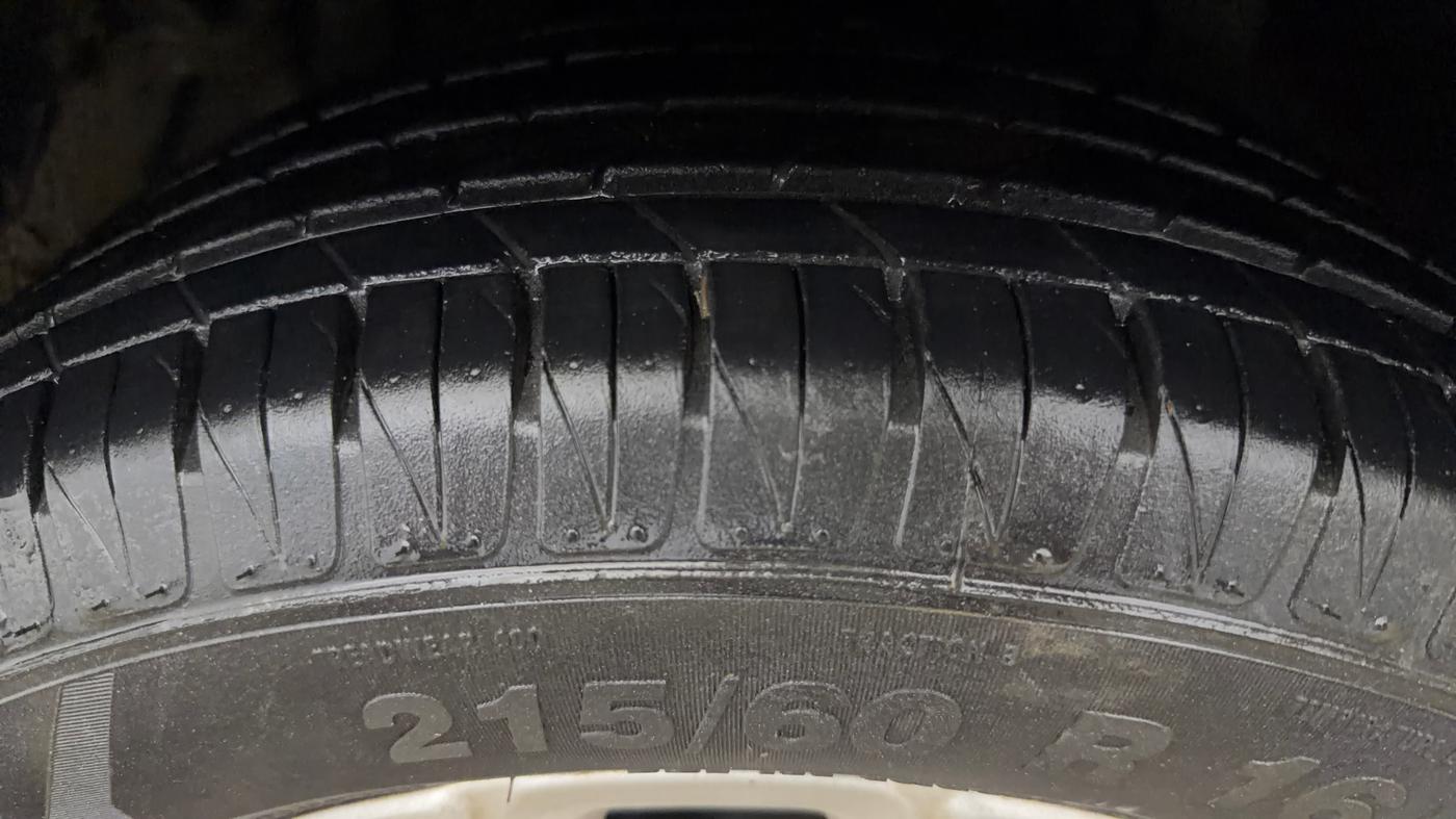 2017 Ford Ecosport TITANIUM 1.5L PETROL AT, Petrol, Automatic, 54,261 km, Left Front Tyre Tread