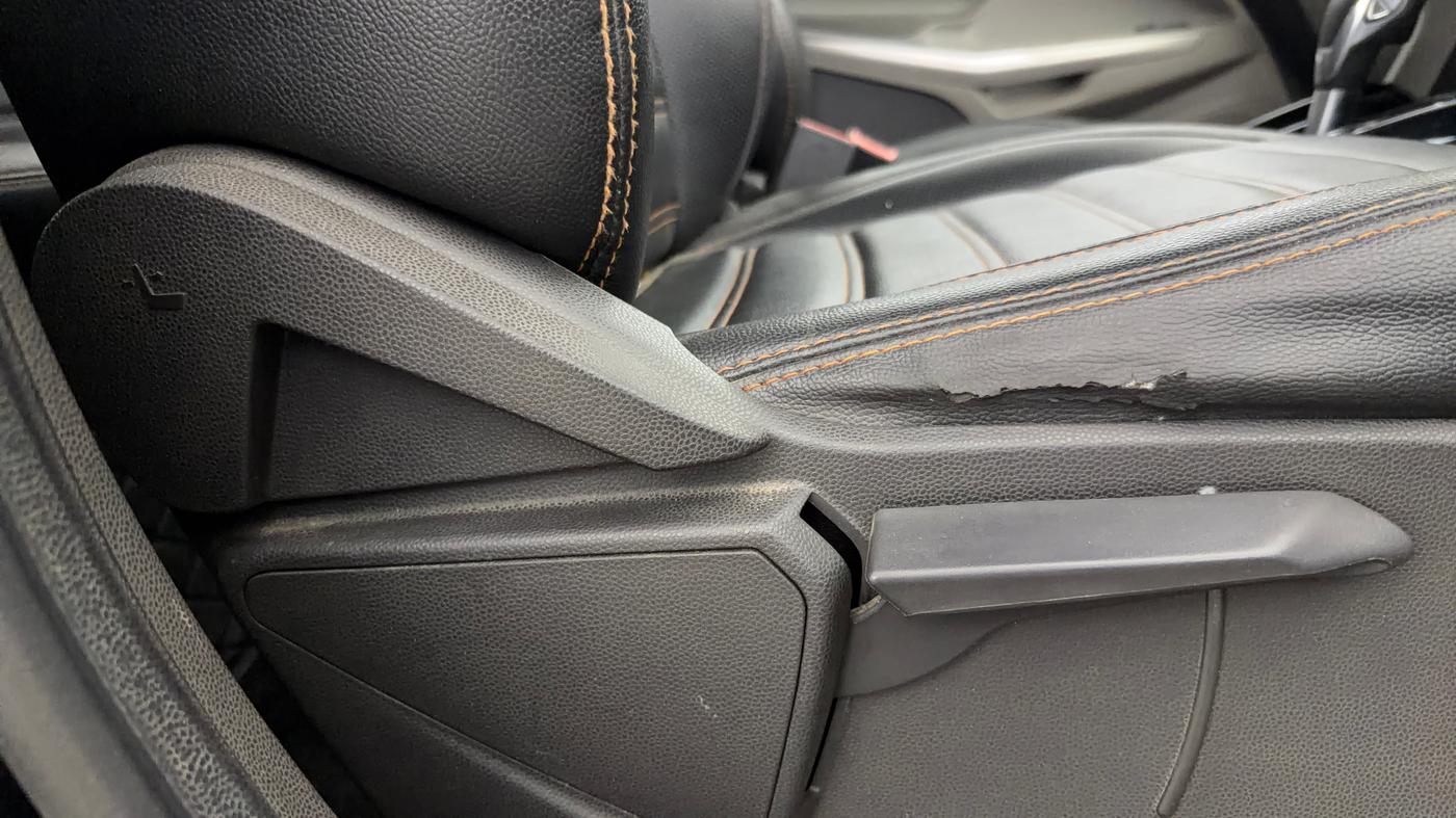 2017 Ford Ecosport TITANIUM 1.5L PETROL AT, Petrol, Automatic, 54,261 km, Driver Side Adjustment Panel